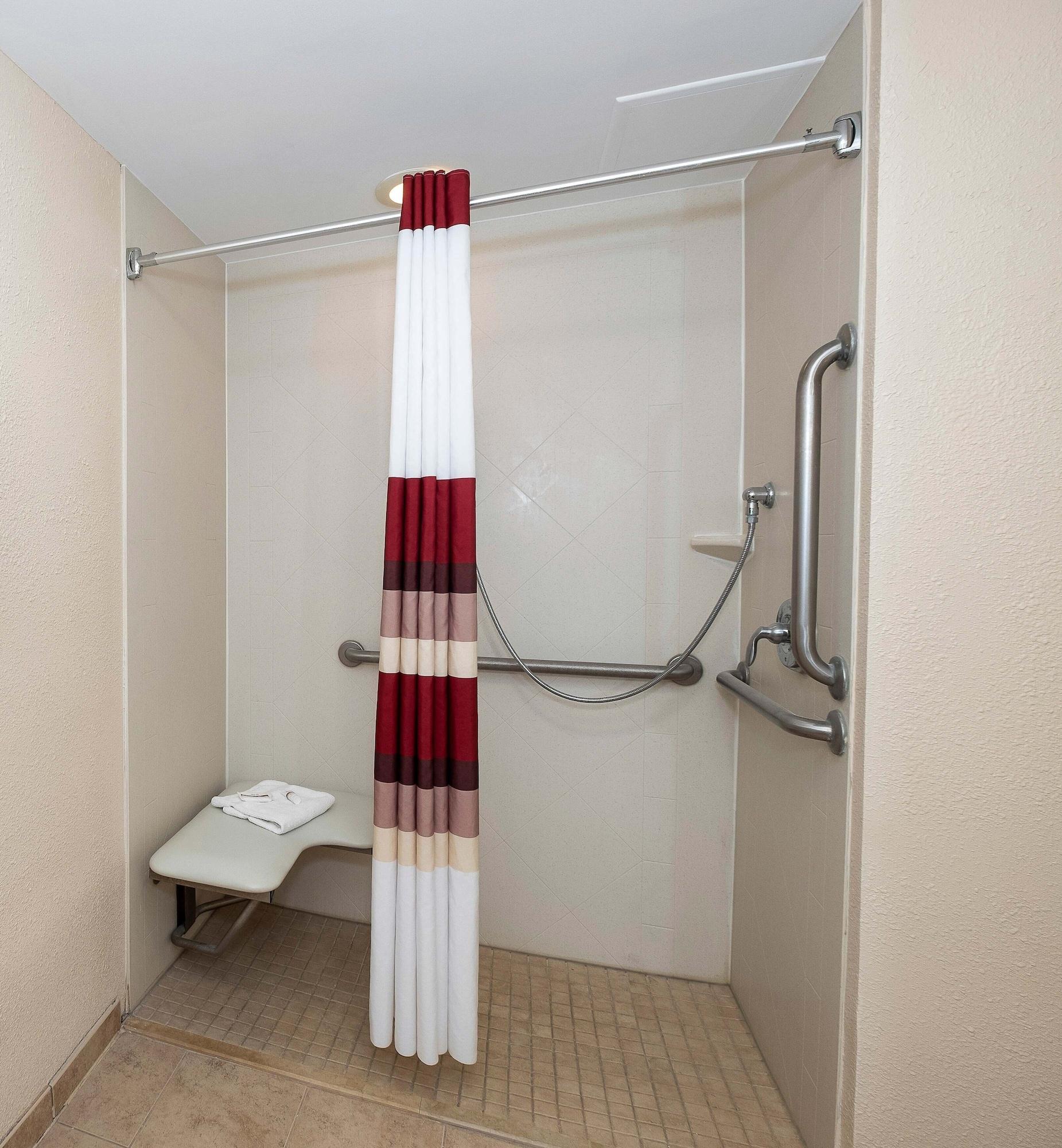 Red Roof Inn Clyde Luaran gambar